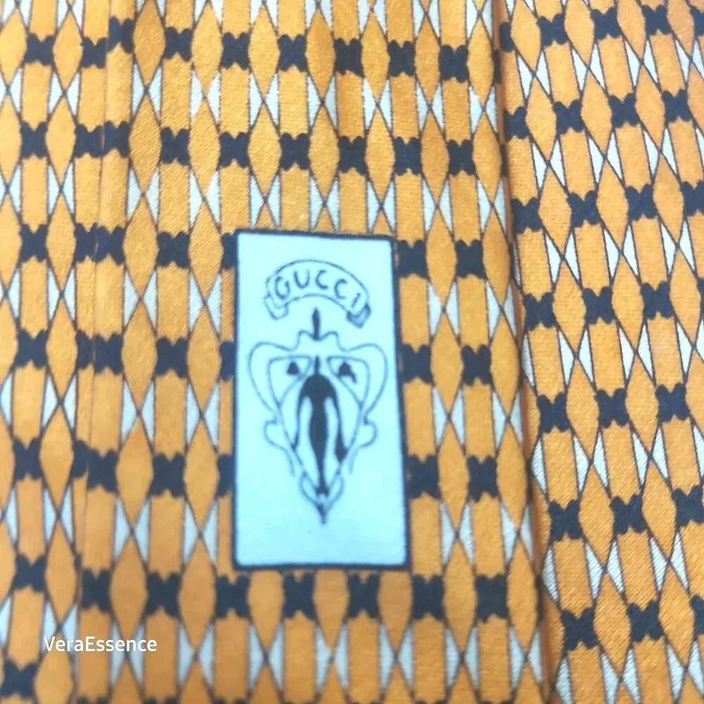 Vintage Gucci 100% Silk Gold Black White Design Wide Made In Italy front G logo